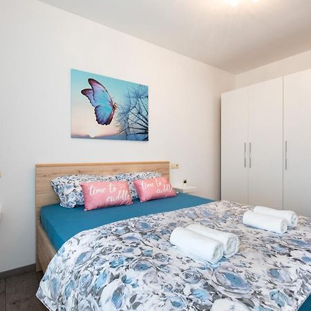 Apartman Jelena Vrbnik Luaran gambar